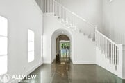 Photo - Luxurious and Rare 5 Bed 5.5 Bath Located ... House