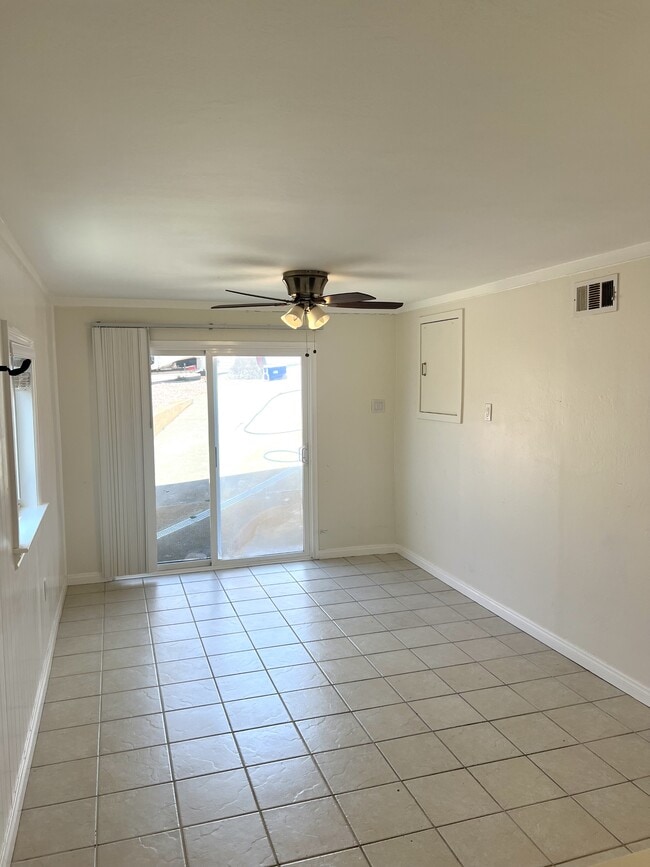 Photo - 4530 Del Mar Ave