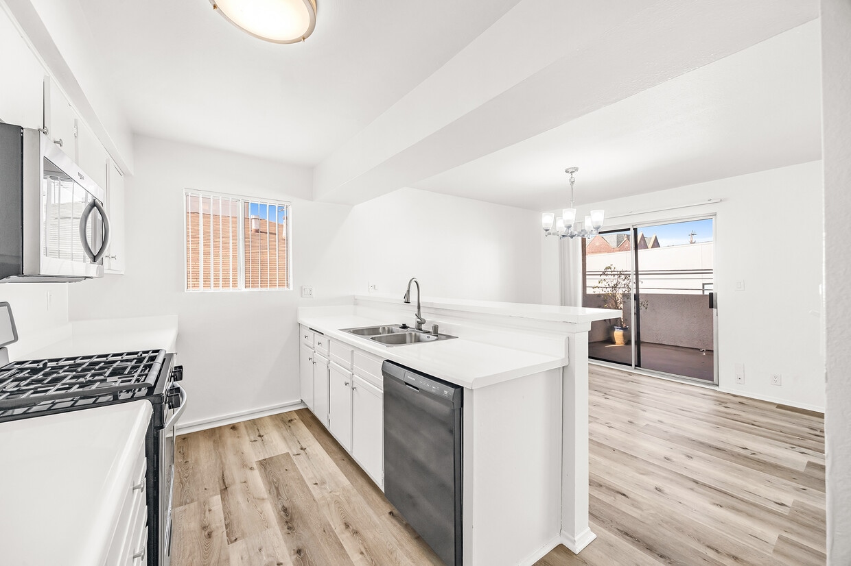 Floor Plan - 2 BED 2BA