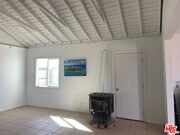 Photo - 4900 Fort Tejon Rd House