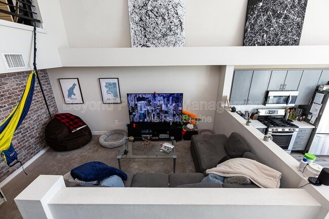 Photo - 1465 C St Unit 3615