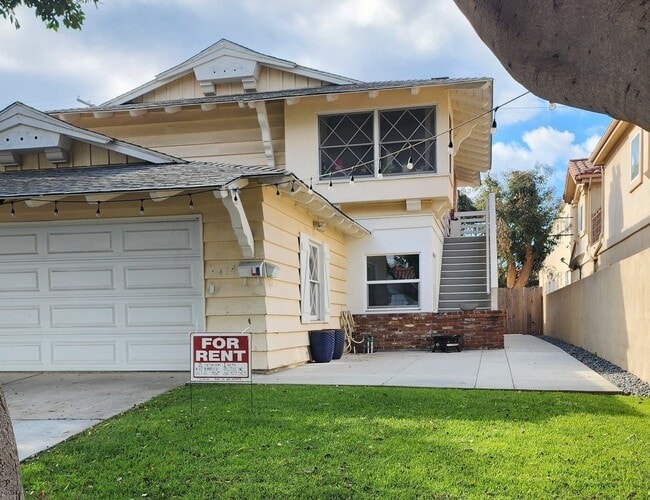 Photo - 414 Avenue F Unit A