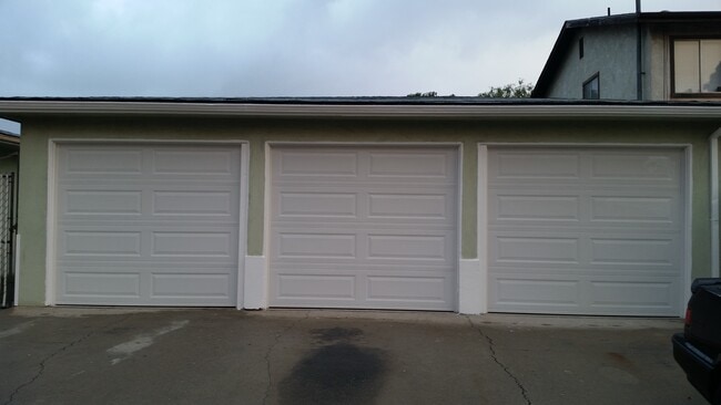 Photo - 667 E Queen St Unit 2