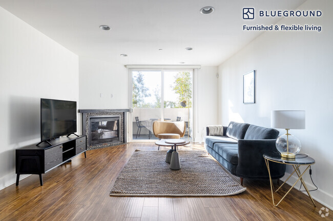 Building Photo - 833 N Edinburgh Ave Rental