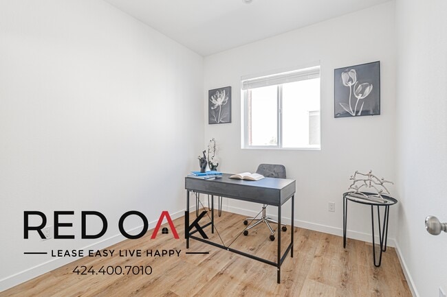 Photo - 11956 Vanowen St Unit 11956