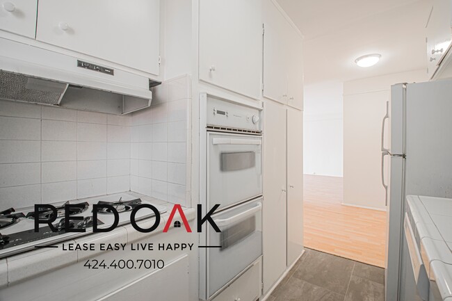 Photo - 1327 Laurel Ave Unit 10