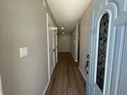 Photo - 5 Rooms (4BR + Den)