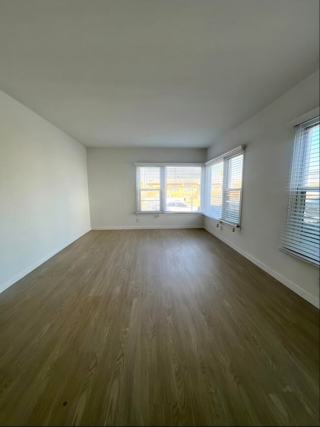 Photo - 5760 Morley St Unit a