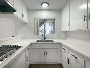 Photo - Upgraded 1 Bedroom In Torrance with Parkin... Apartment Unit B