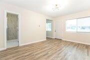 Photo - 6250 Vineland Ave Condo Unit 4-4