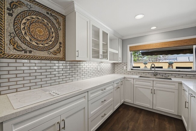 Photo - 1184 Devonshire Dr