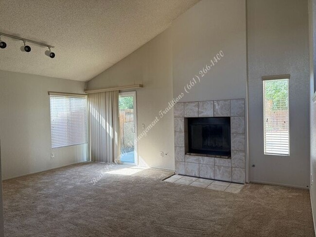 Photo - *** Please call us @ 661-266-1400 for info...