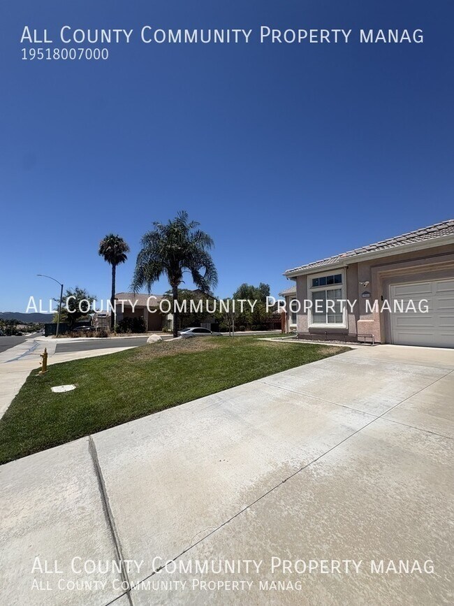 Photo - 39560 Bonaire Way