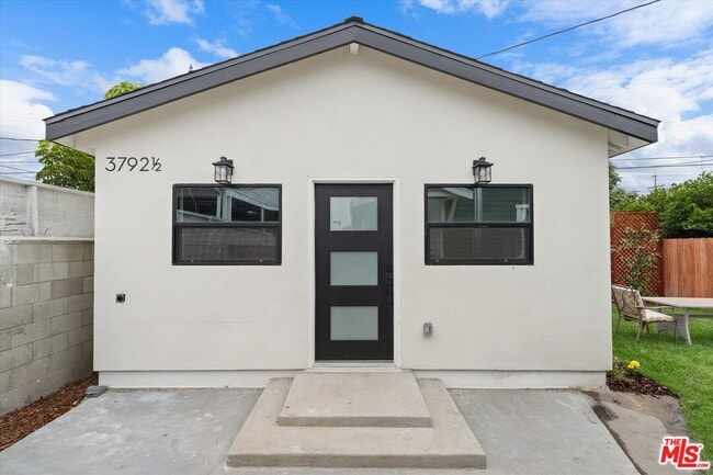 Photo - 3792 S Van Ness Ave House