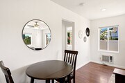 Photo - 475 Taft Ave
