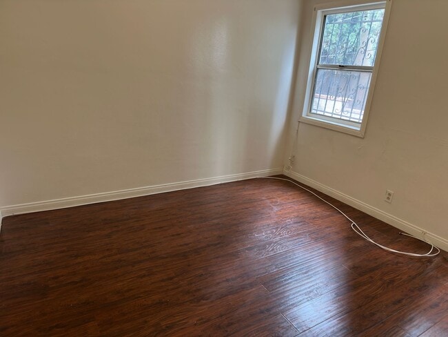 Photo - 7910-7914 S Normandie Unit 7912