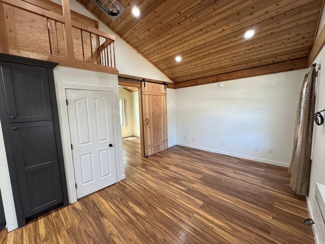 Photo - Charming Remodeled Cottage Home in Oak View