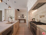 Photo - 14647 Morrison St