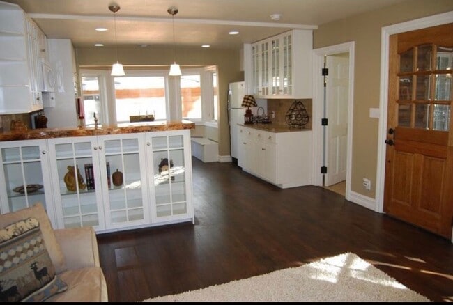 Photo - 1017 W Sherwood Blvd