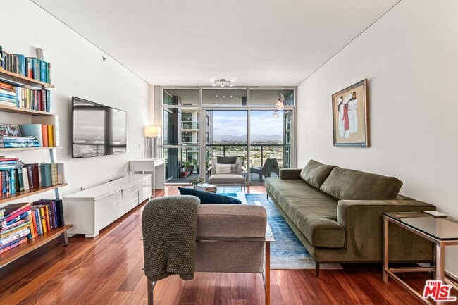 Photo - 13650 Marina Pointe Dr Unit 906