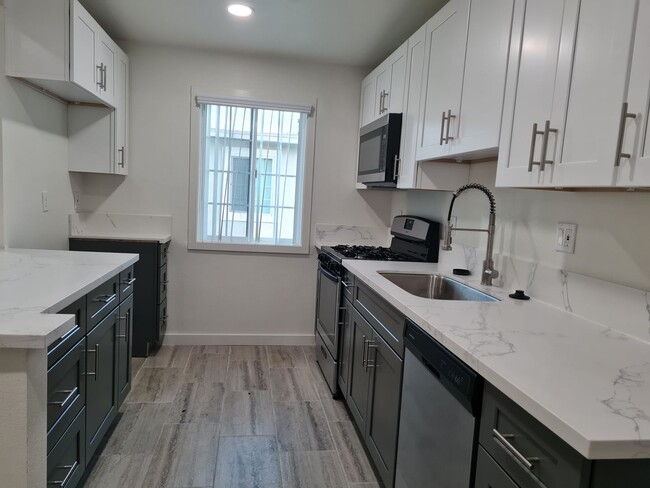 Photo - Remodeled 1 Bedroom Unit in Orange Unit 1437