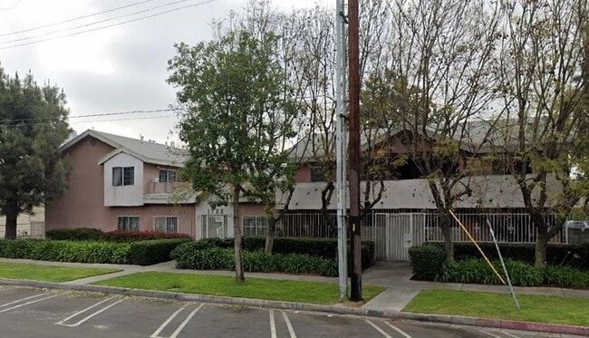 Photo - 1722 Toberman St Apartment
