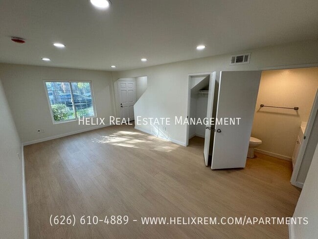 Photo - 1933 E Villa St