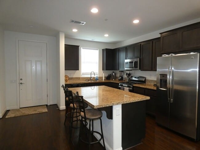 Photo - Fabulous Newer Home in Gated Santa Maria Community