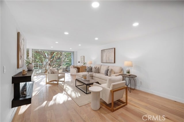 Photo - 32735 Seagate Dr Unit 108