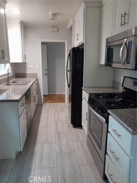 Photo - 417 E Walnut Ave