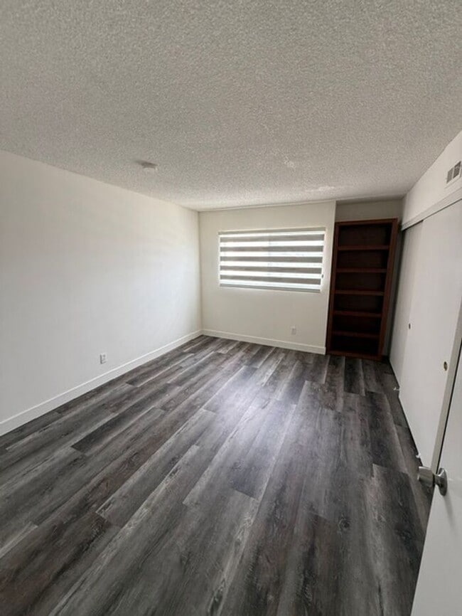 Photo - 1835 W 145th St Unit 9