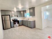 Photo - 1241 E 80th St