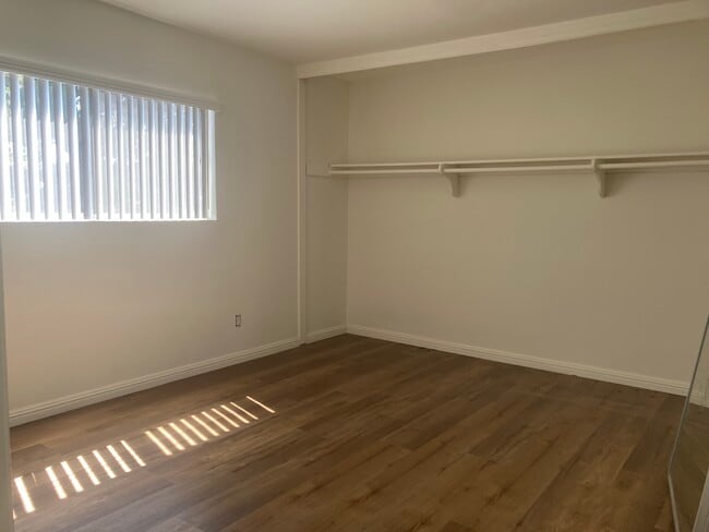 Photo - Seville Apartments