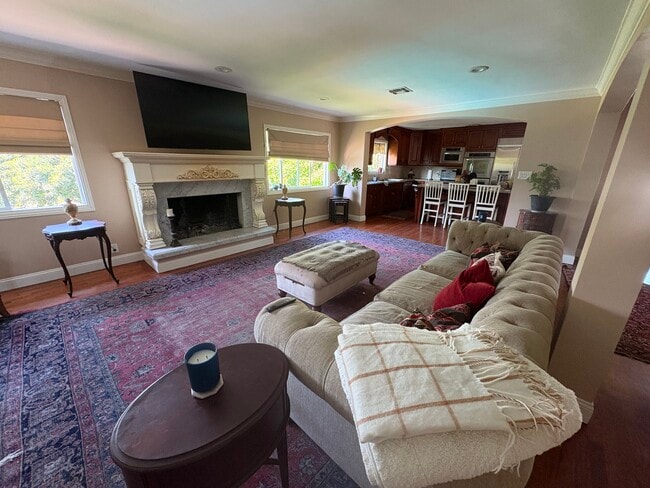 Photo - 5327 Valley Ridge Ave