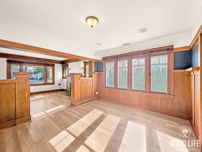 Photo - Newly Remodeled 3B/2BA House in North Park!