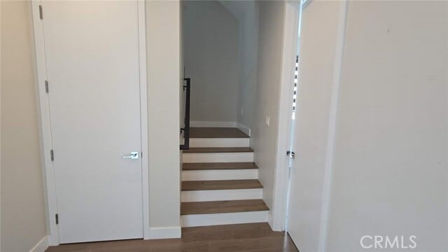 Photo - 319 S Serrano Ave