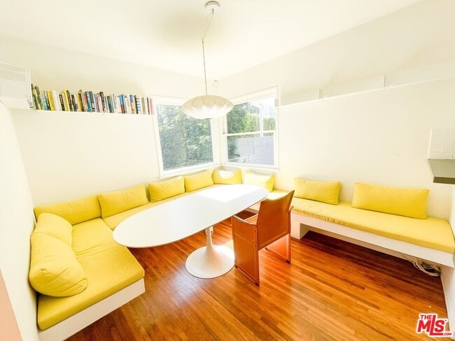 Photo - 2422 Abbot Kinney Blvd