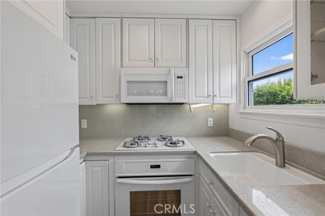 Photo - 245 Aster St