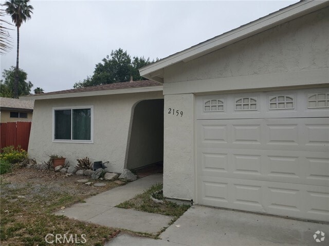 Building Photo - 2159 Ave Estrada Rental