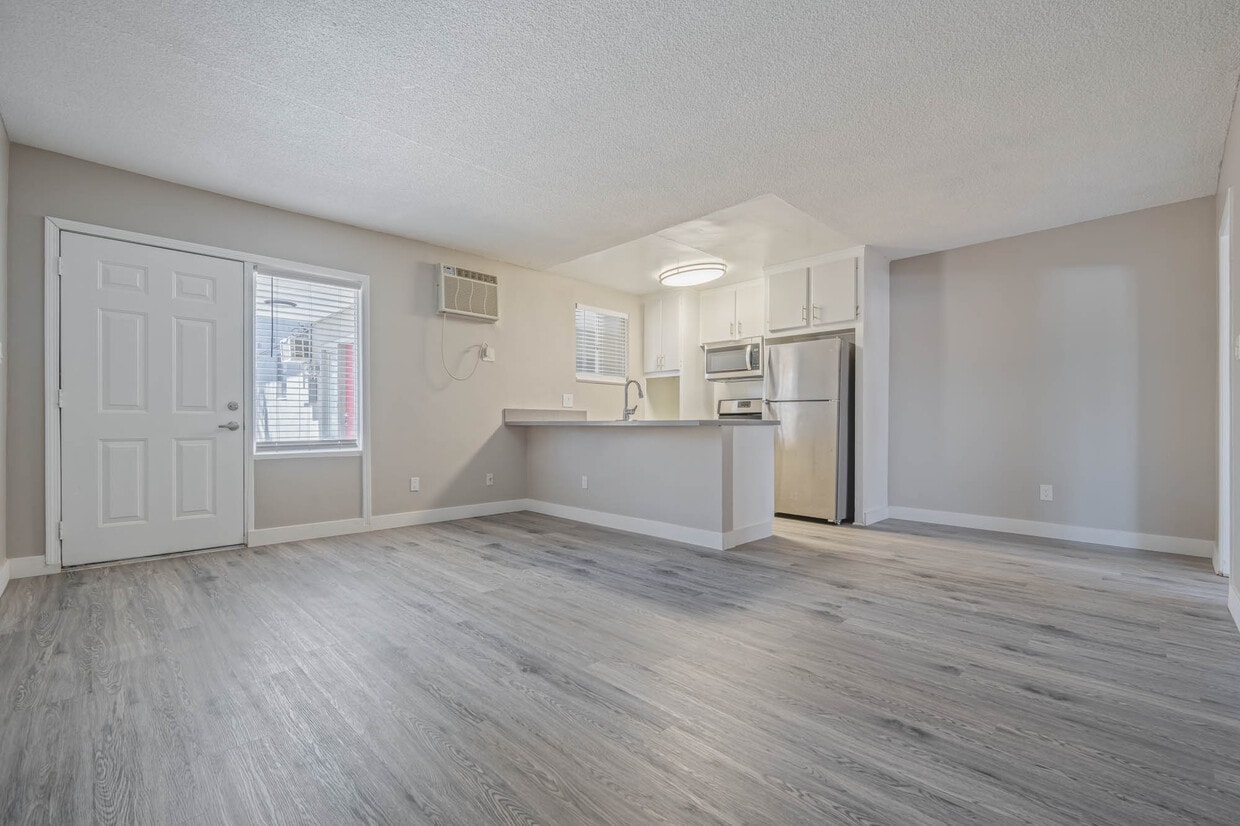 Floor Plan - 2 Bed 1 Bath