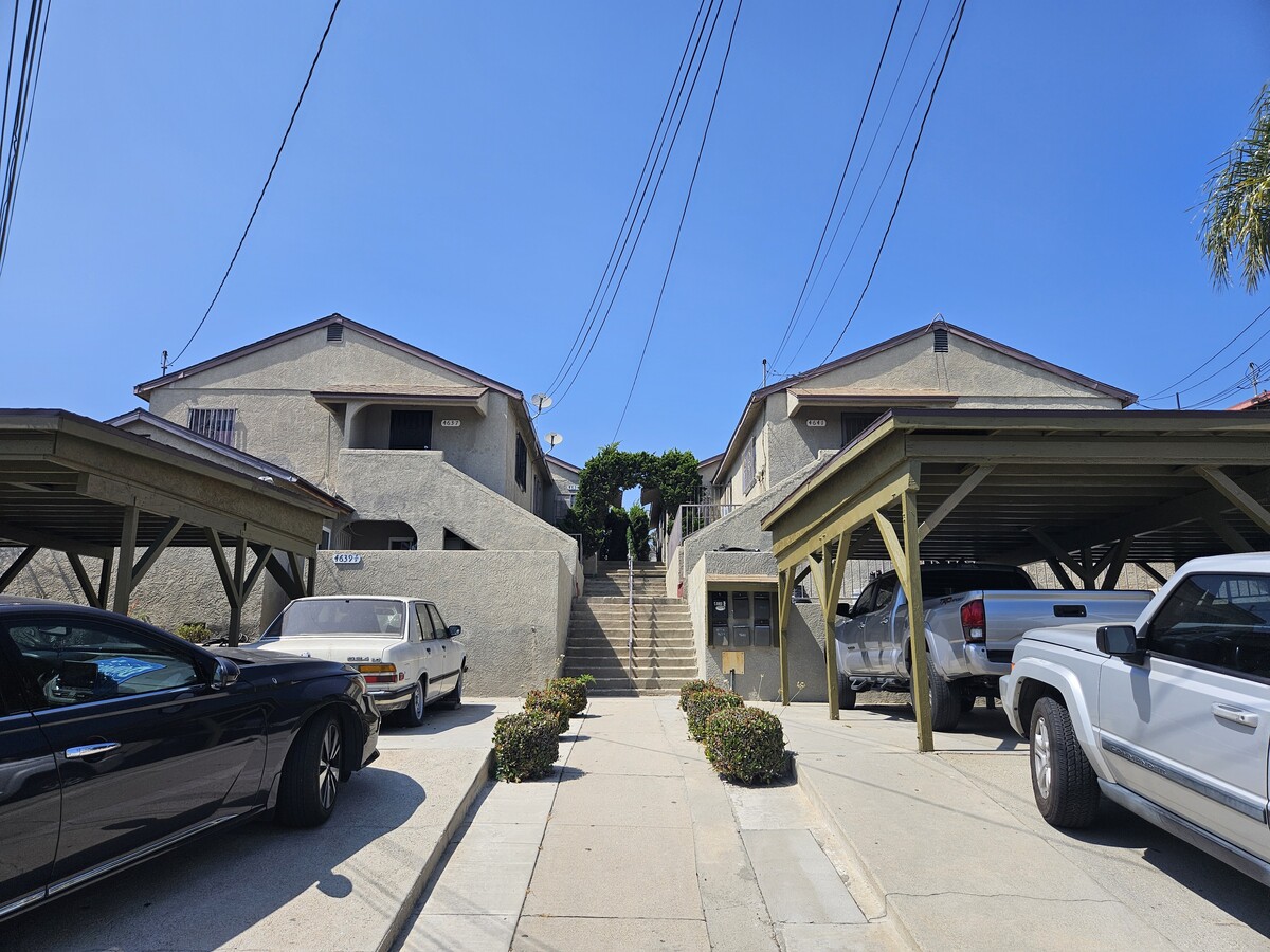 Photo - 4639 E 2nd St Unit 4637
