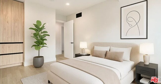 Photo - 1444 S Crescent Heights Blvd