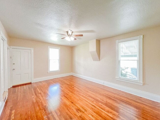 Photo - Los Alamitos 4 Bed 2 Bath House - 2 Car Gar - Wood Flooring - Huge Yard - Cute!!!