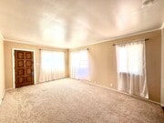Photo - ADORABLE  2bd 1ba HOUSE  BLOCKS to HERMOSA...