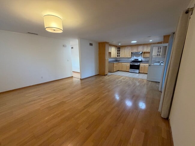 Photo - 3 Bedroom 2 Bath Home With Ample Storage