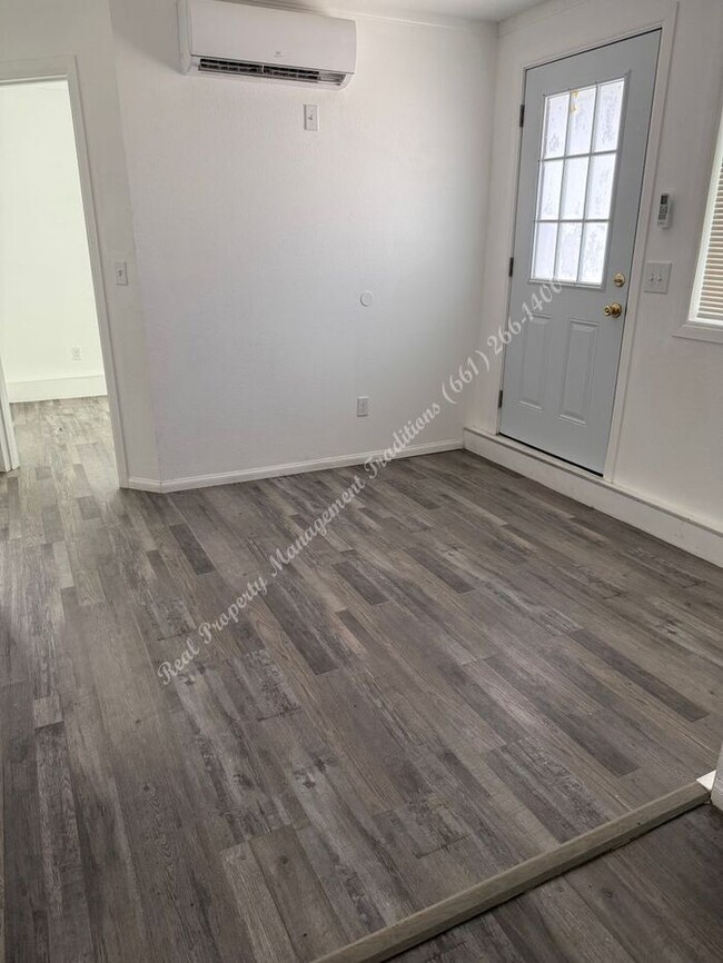 Photo - *** Please call us @ 661-266-1400 for info...