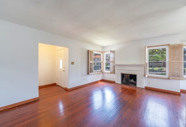 Photo - Cozy El Segundo Home Rental!