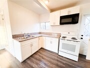 Photo - 1746 W 82nd St Townhome