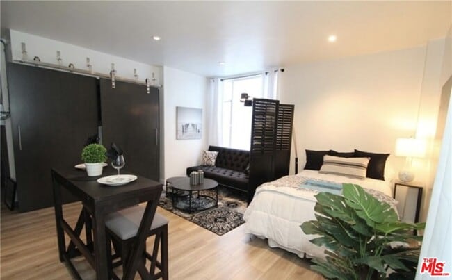 Photo - 140 Linden Ave Unit 343