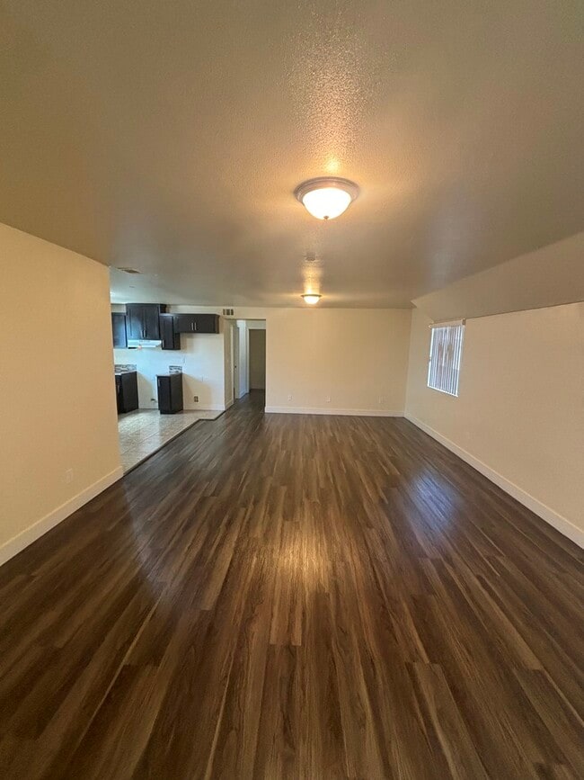 Photo - 133 W 74th St